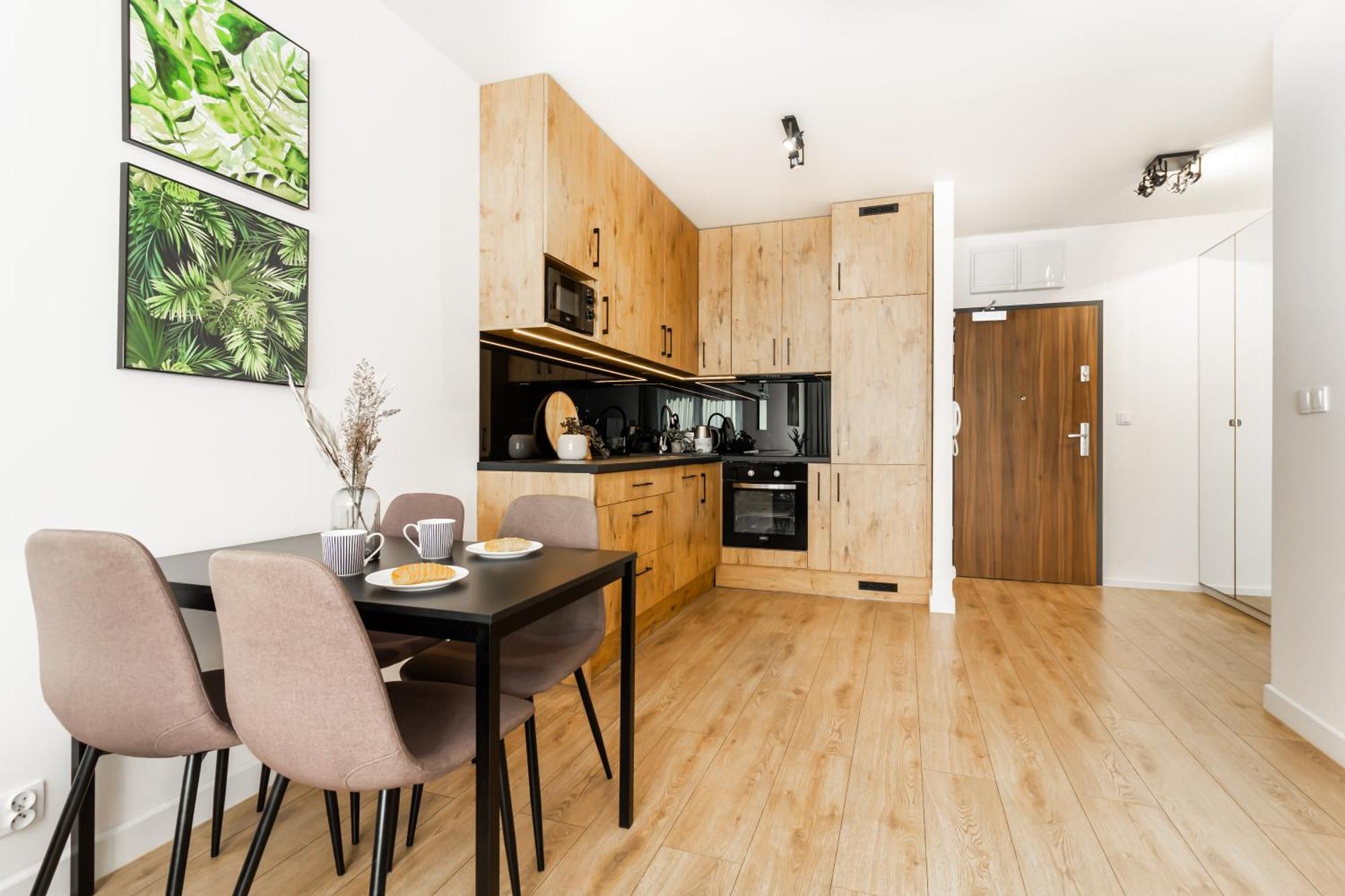 Near Sky Tower Free Parking For 2 Cars Apartment Breslau